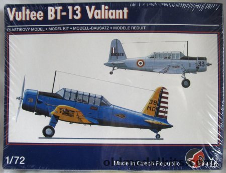 Pavla 1/72 Vultee BT-13 Valiant, 72028 plastic model kit